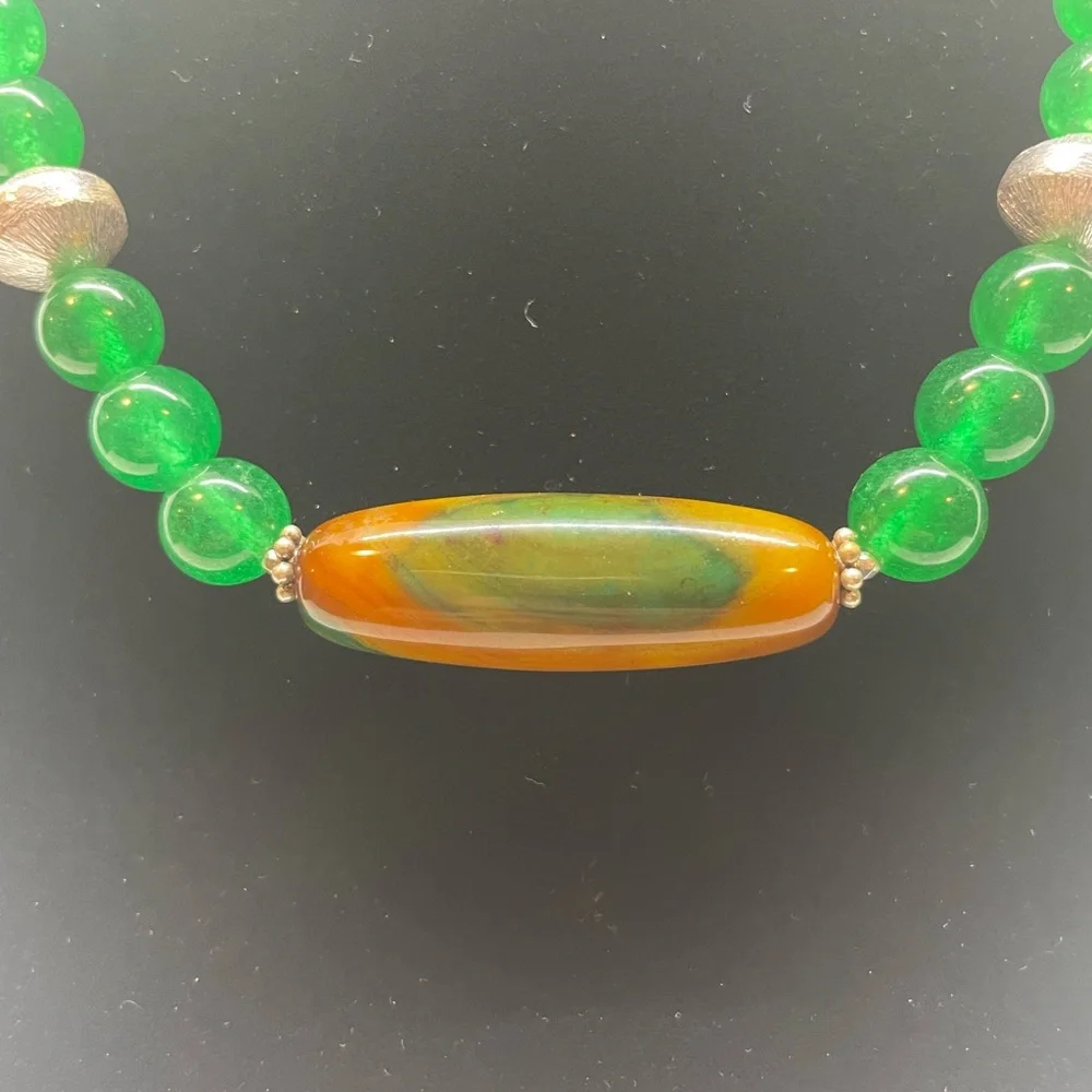 Jade, Tibetan Sky Eyed Agate dZi bead, and Sterling Silver necklace - Picture 4 of 4